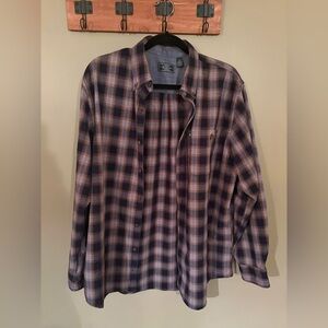 G.H. Bass & Co Men’s Plaid Flannel Shirt Size Large Button Front